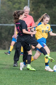 Bild 95 - wBJ MSG Steinhorst-Krummesse - VfL Pinneberg : Ergebnis: 2:0